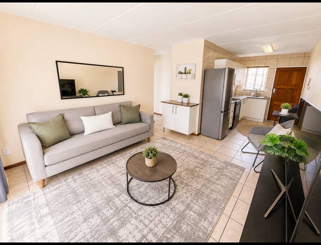 2 BEDROOM APARTMENT FOR SALE IN COMET